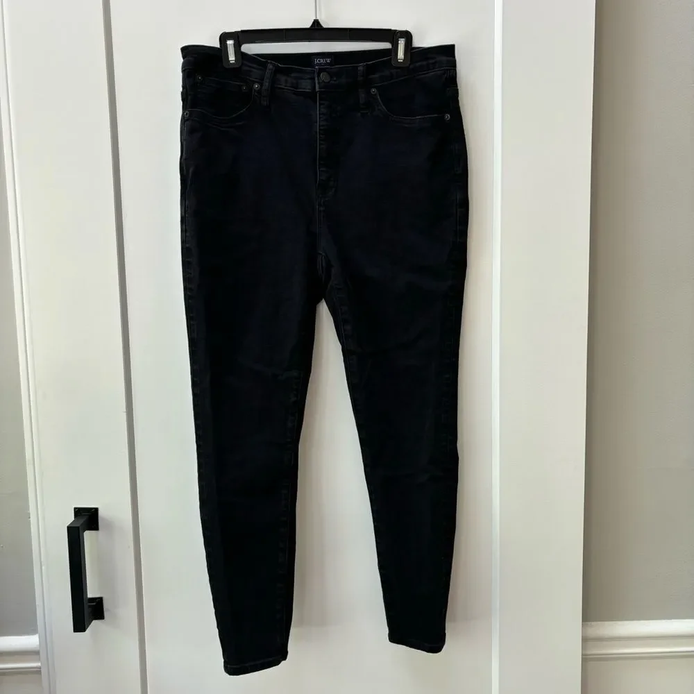 J. Crew 9” mid-rise skinny black jean woman’s size 32‎